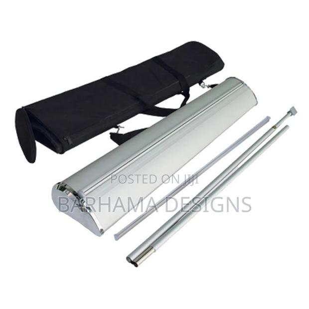Standard Pull Up Banner Base · Photo 3