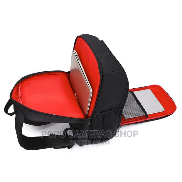 Camera Backpack With Laptop Slot · Photo 2