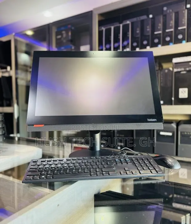 Desktop Computer Lenovo ideacentre AIO 520 8GB Intel Core i5 SSD 256GB · Photo 1