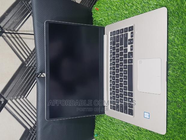 New Laptop Asus X501A 8GB Intel Core I3 SSD 256GB · Photo 2