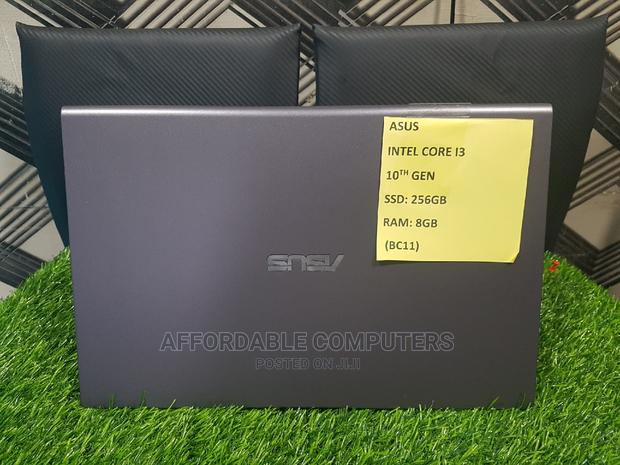 New Laptop Asus X501A 8GB Intel Core I3 SSD 256GB · Photo 3