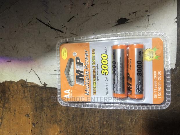 Rechargeable Battery · Photo 2