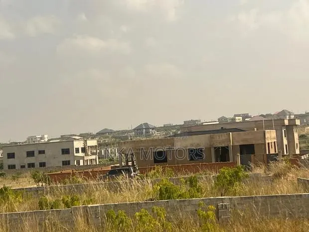1 Half Plot at Prampram