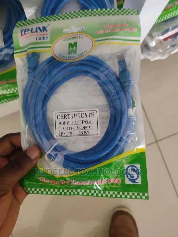 Patch Cable 3M · Photo 1