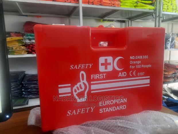First Aid Box (100 People) · Photo 3