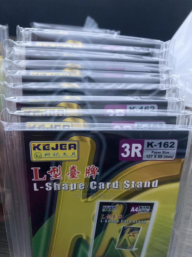 Table Talkers Qr Code Acrylic Sign Stand · Photo 4