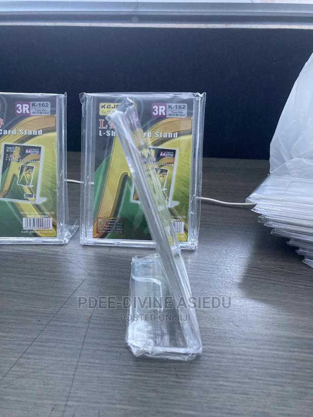 Table Talkers Qr Code Acrylic Sign Stand · Photo 6