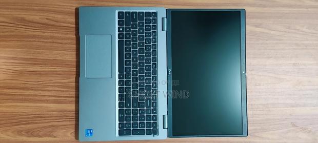 Laptop Dell Latitude 5529 16GB Intel Core I5 HDD+SSD 512GB · Photo 2