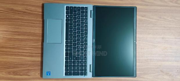 Laptop Dell Latitude 5529 16GB Intel Core I5 HDD+SSD 512GB · Photo 3