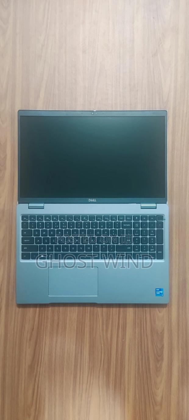 Laptop Dell Latitude 5529 16GB Intel Core I5 HDD+SSD 512GB · Photo 4