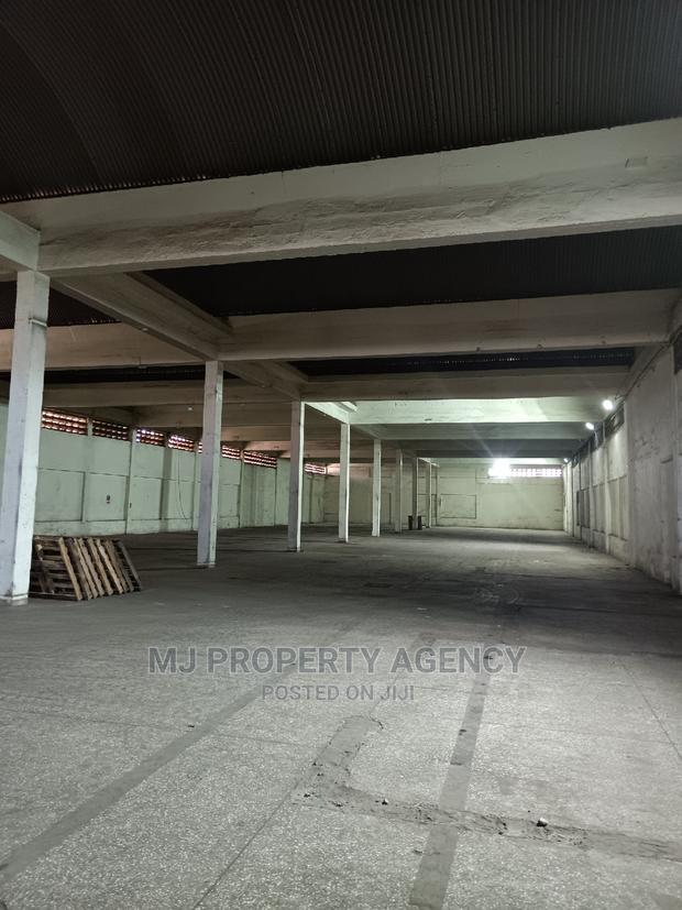 1350sqm Custom Bonded Warehouse · Photo 3