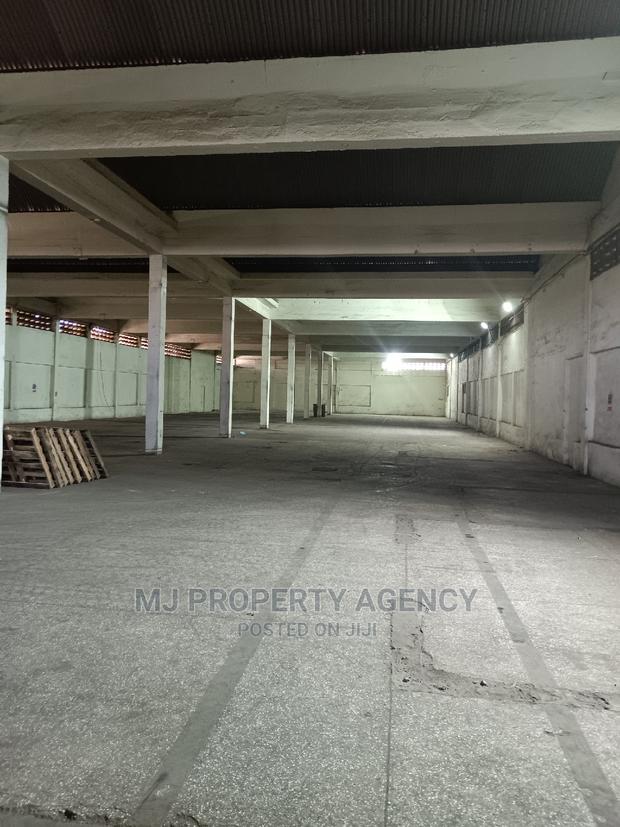 1350sqm Custom Bonded Warehouse · Photo 4