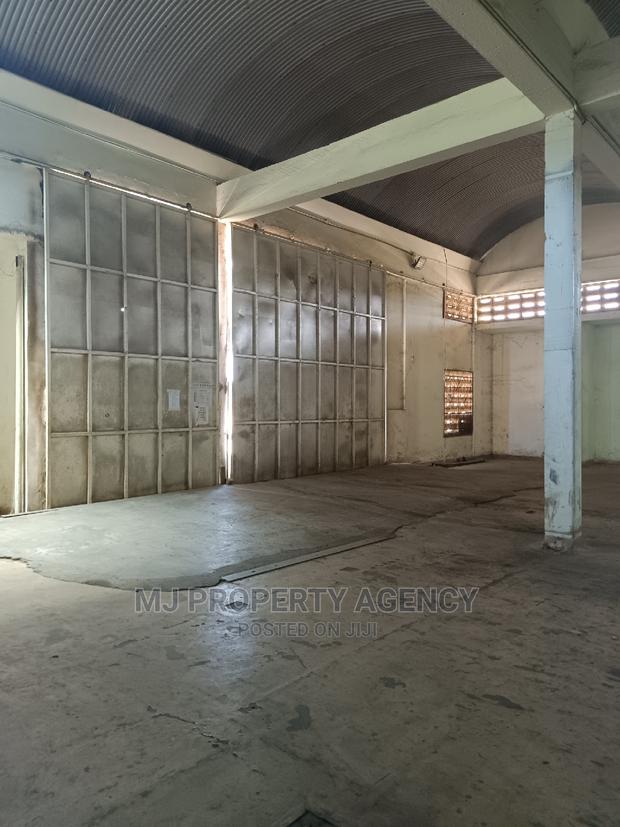 1350sqm Custom Bonded Warehouse · Photo 5