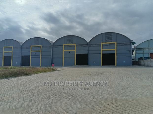 5000 SQM Warehouse With Offices at Tema · Photo 5