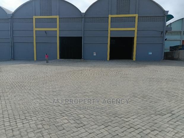 5000 SQM Warehouse With Offices at Tema · Photo 6