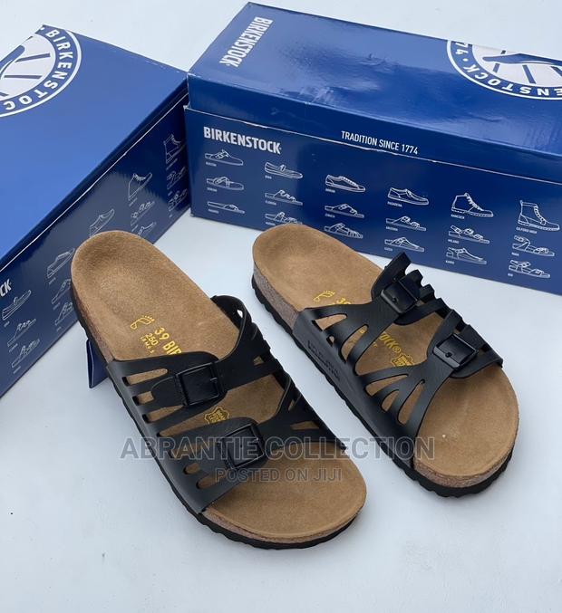 Birkenstock Granada Slides · Photo 2
