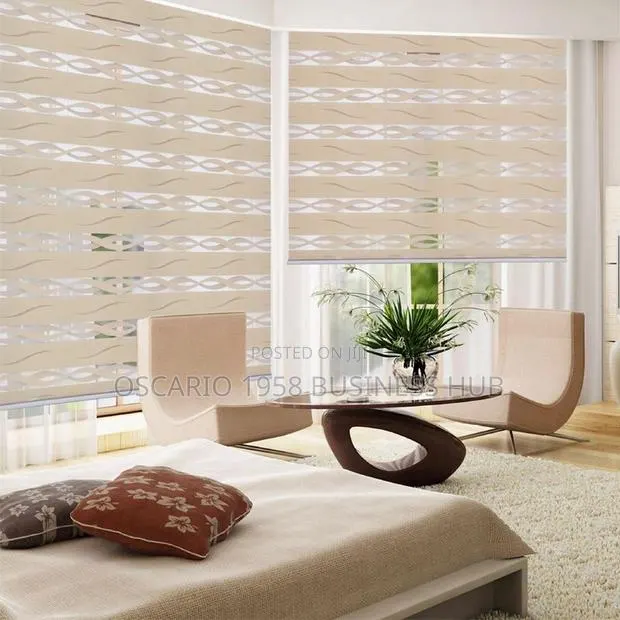 Jeno Luxury Window Curtain Blinds · Photo 1
