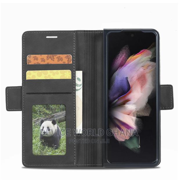 Forwenw Leather Flip Case for Samsung Z Fold 4 · Photo 2