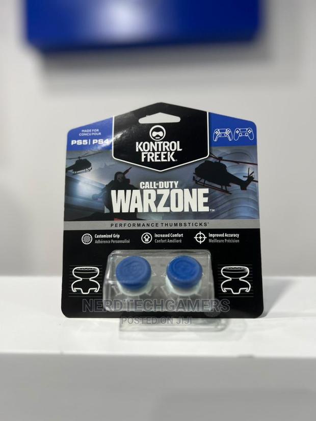 Kontrolfreek FPS Freek Galaxy Black for Ps4/Ps5 · Photo 1