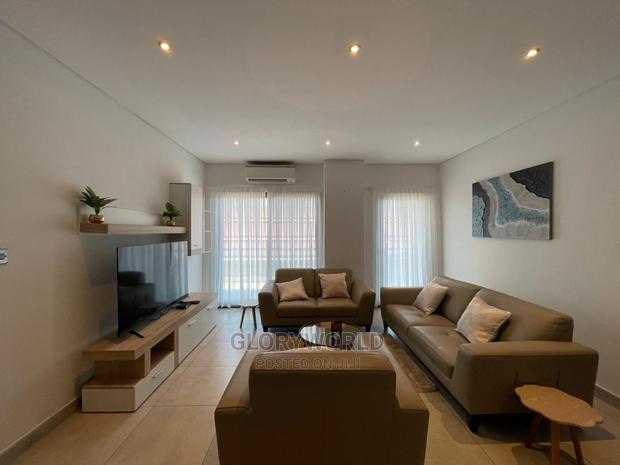 Irresistible Furnished 2 Bedroom for Rent, Close to Airport · Photo 3