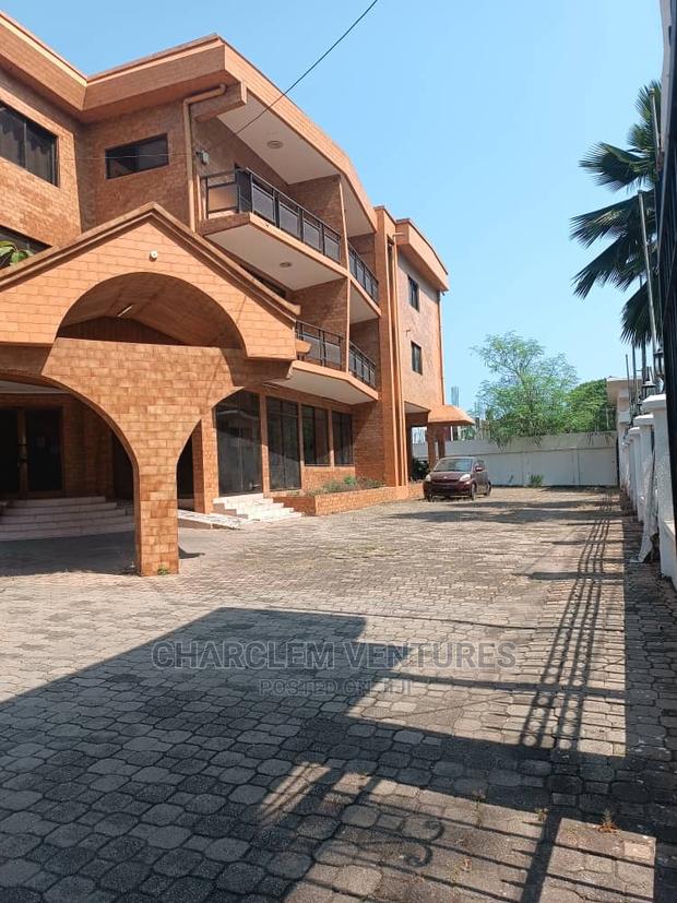 10bdrm House in Charclem Ventures, East Legon for rent · Photo 4