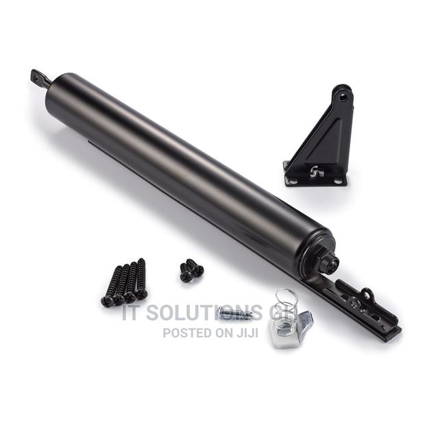 Pneumatic Light Storm Door Closer Aluminum · Photo 1
