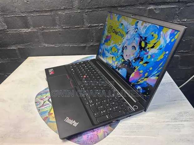 Laptop Lenovo ThinkPad E15 16GB AMD Ryzen 7 SSD 2T · Photo 1