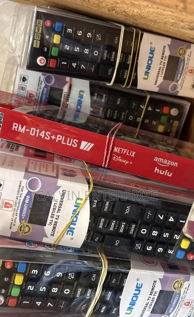 Universal TV Remote for All Kinds of TV Brand · Photo 1