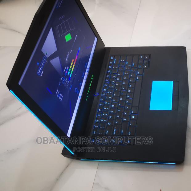 Laptop Dell Alienware 15 R3 8GB Intel Core I5 SSD 256GB · Photo 1