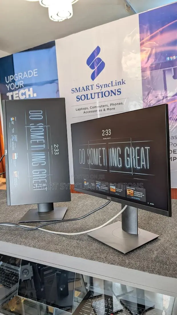22" Dell Ips Edgeless Monitor · Photo 1