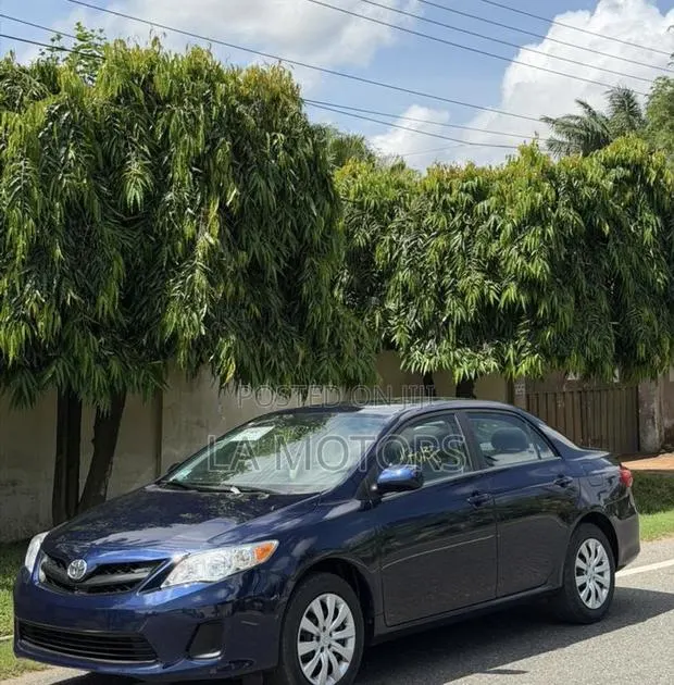 Toyota Corolla 2013 · Photo 1