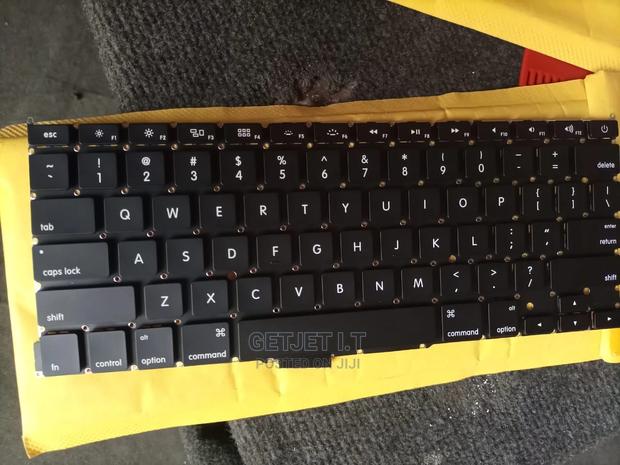 All Macbook Keyboards Available for Sale · Photo 1