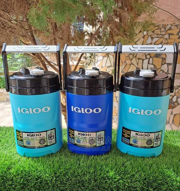 Igloo 1/2 Gallons Insulated · Photo 1