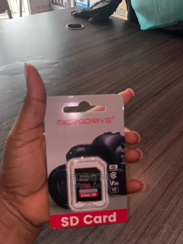 Microdrive 256GB Camera SD Card · Photo 3