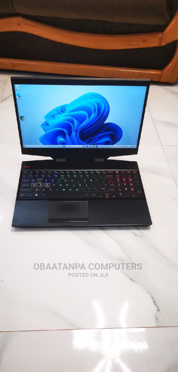 Laptop HP Omen 15-Dh002nr 16GB Intel Core I7 SSD 1T · Photo 3