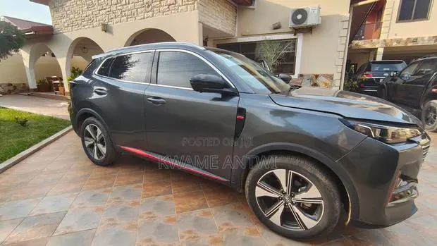 Changan CS55 Plus 1.5 Petrol FWD 2023 Gray · Photo 1