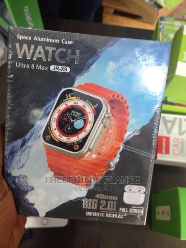 Ultra 8 Max Smart Watch. With Free Airpods. · Photo 3
