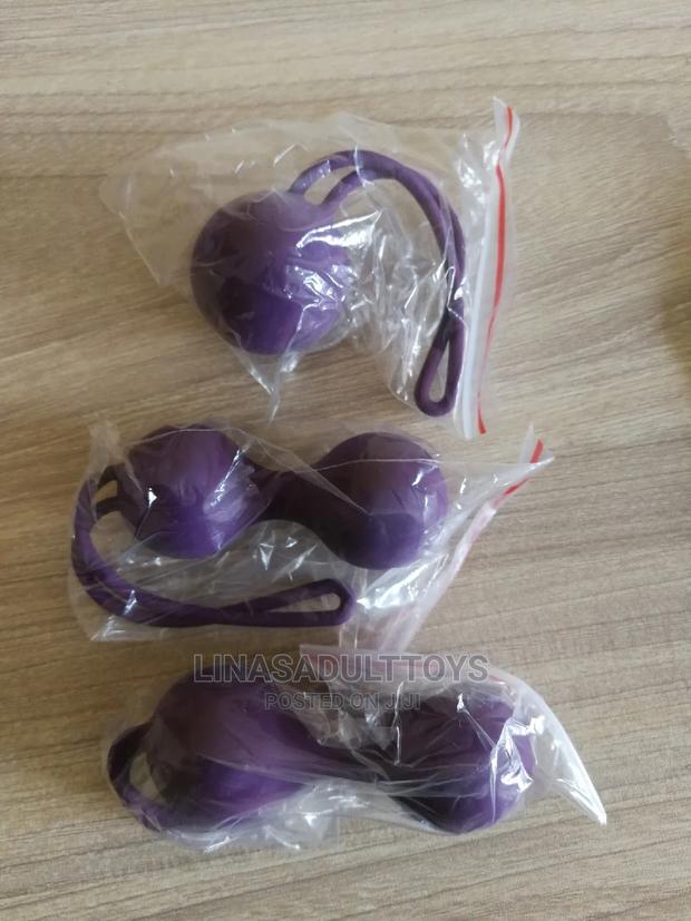 Kegel Exercise Balls · Photo 1