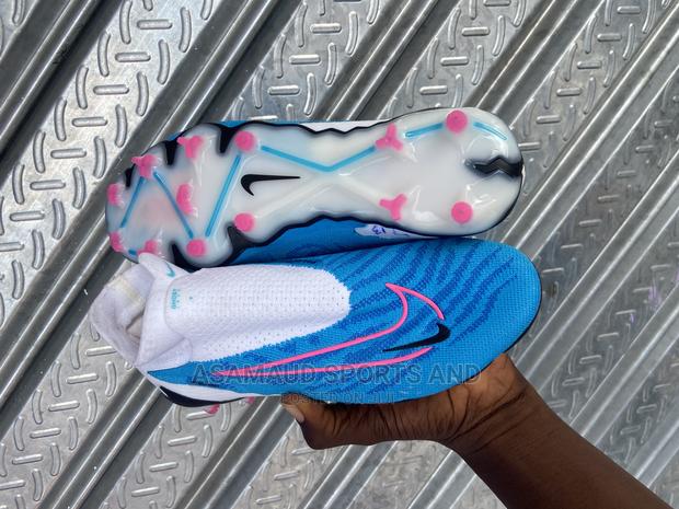 Original Nike Phantom Gx Cleat Available · Photo 3