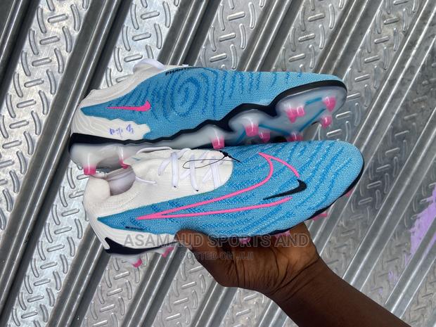 Original Nike Phantom Gx Cleat Available · Photo 4