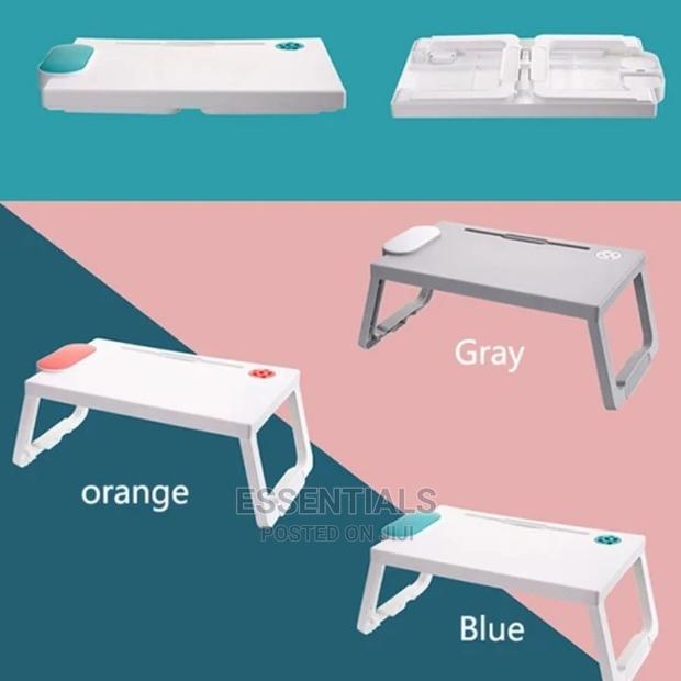 Portable Plastic Foldable Laptop Table · Photo 3