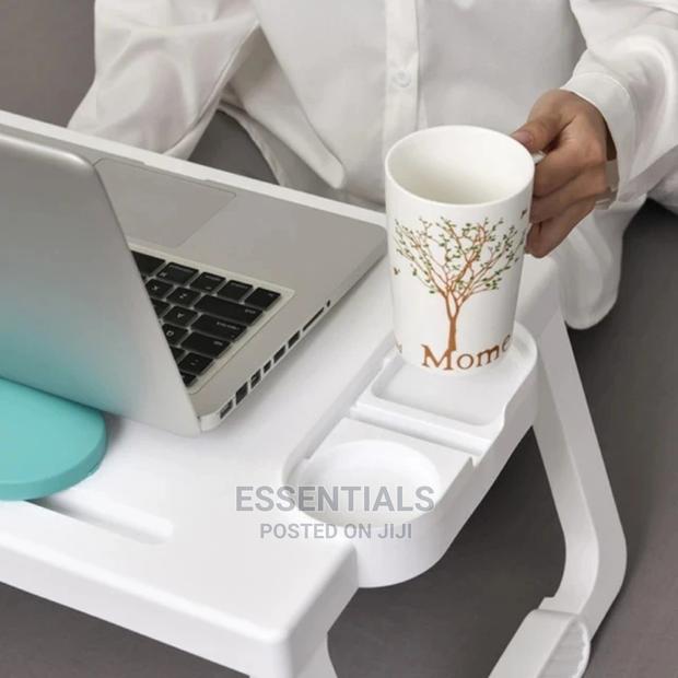 Portable Plastic Foldable Laptop Table · Photo 5