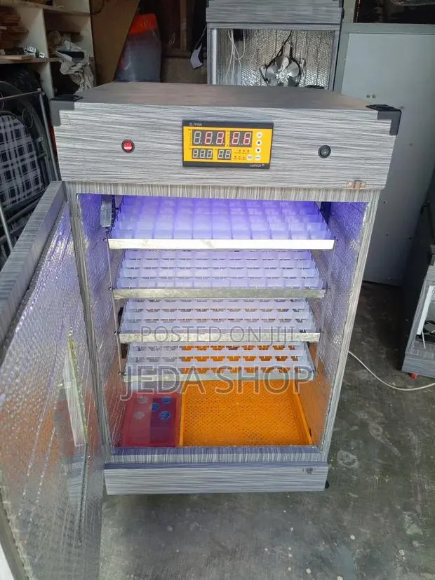 352 Capacity Fully Automatic Egg Incubator · Photo 1