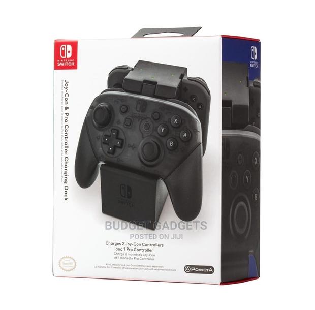 Nintendo Switch Joy-Con and Pro Controller Charging Dock · Photo 1