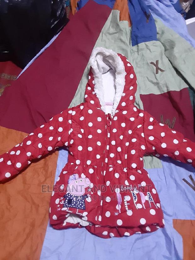 Very Little Abroad Use Kids Winter Jacket · Photo 1