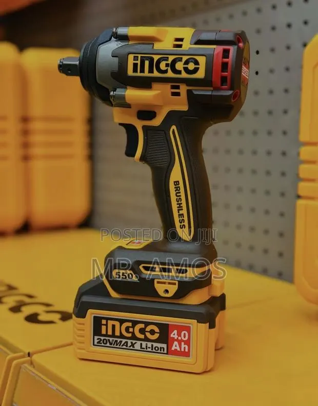 550Nm Cordless BL Impact Wrench With 2x 4.0Ah Batteries - CIWLI2055 · Photo 1