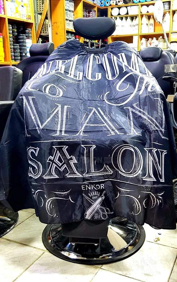 Barber Apron Capes Black Color · Photo 8