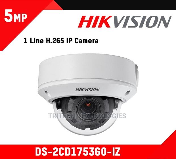 Hikvision Ds-2cd1753g0-1 (Z) 5mp Varifocal Dome IP Camera · Photo 1