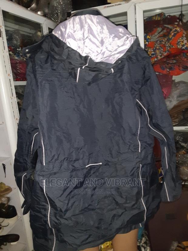 Very Little Use Abroad Coat for Unisex Not Very Heavy · Photo 1