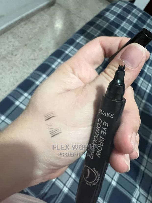 Beard and Eyebrow Pen · Photo 4
